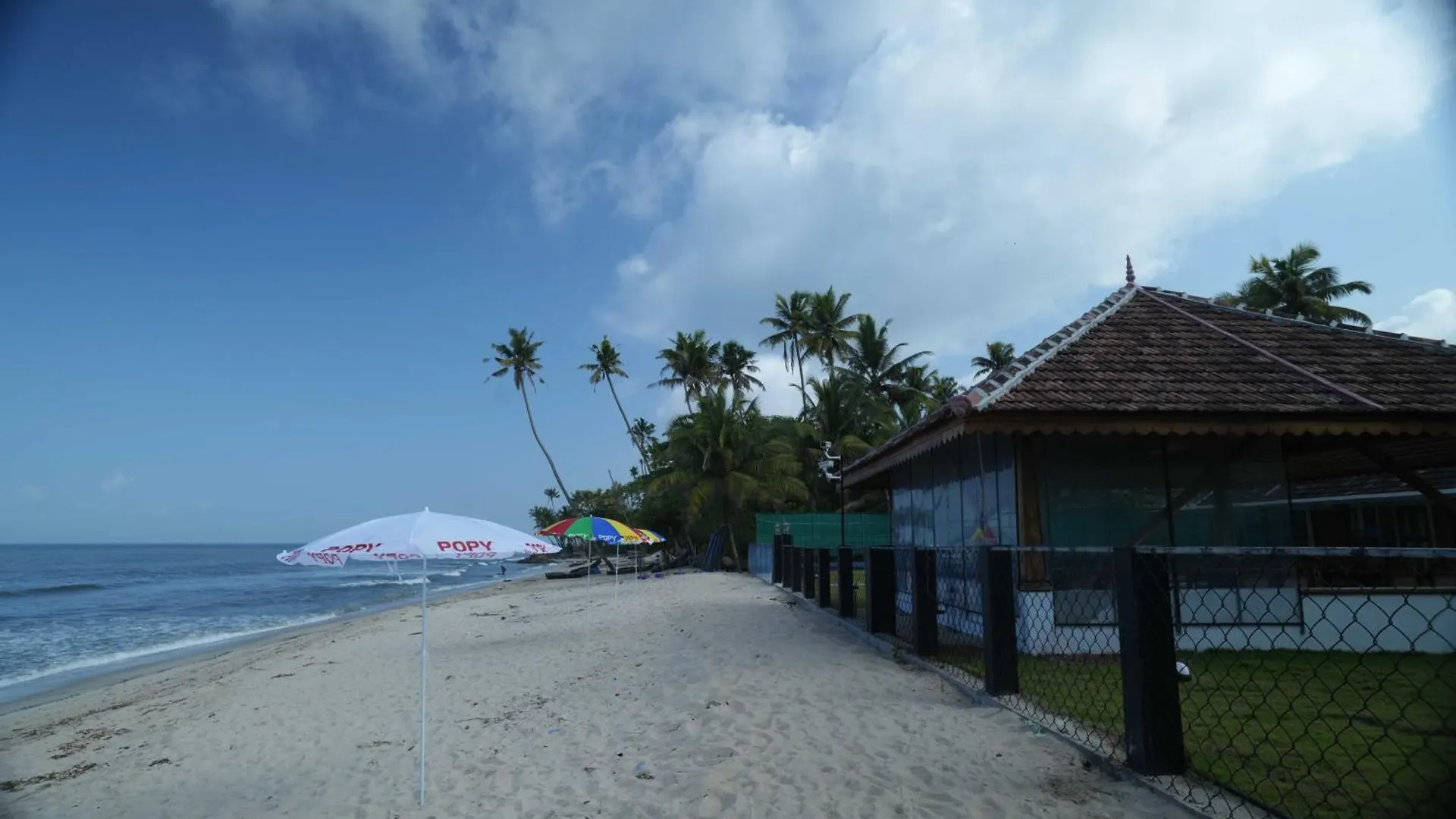 Rum i privatbostad Ragas - Marari Beach Villa By Perfect Stays Alappuzha